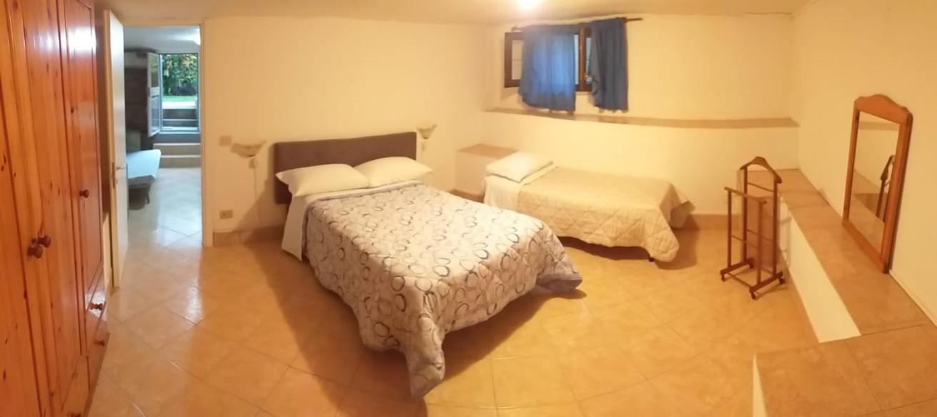 Garden Basement - Seminterrato Max 4 Ospiti - Fiumicino Vicino Aeroporto E Fiera Leilighet Eksteriør bilde